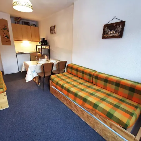 Au Pied Des Pistes Avec Balcon Aux Adrets-prapoutel Apartment Les Adrets